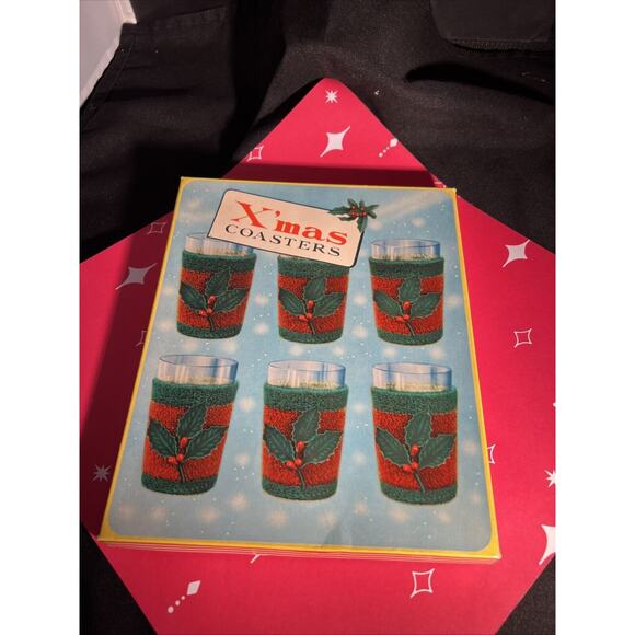 VTG MCM 6 Red & Green Terry Cloth Christmas Koozies W/Holly Original Box - Picture 4 of 4